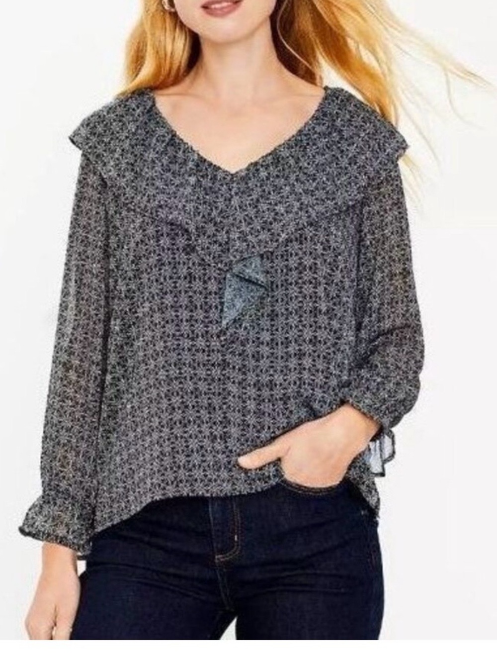 NWT Loft Geo V-Neck Ruffle Blouse in Navy size Medium